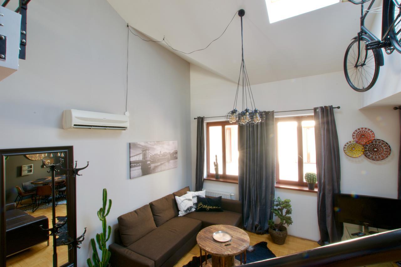 Premium Apartment By Hi5 - Gozsdu Suite Budapeszt Zewnętrze zdjęcie